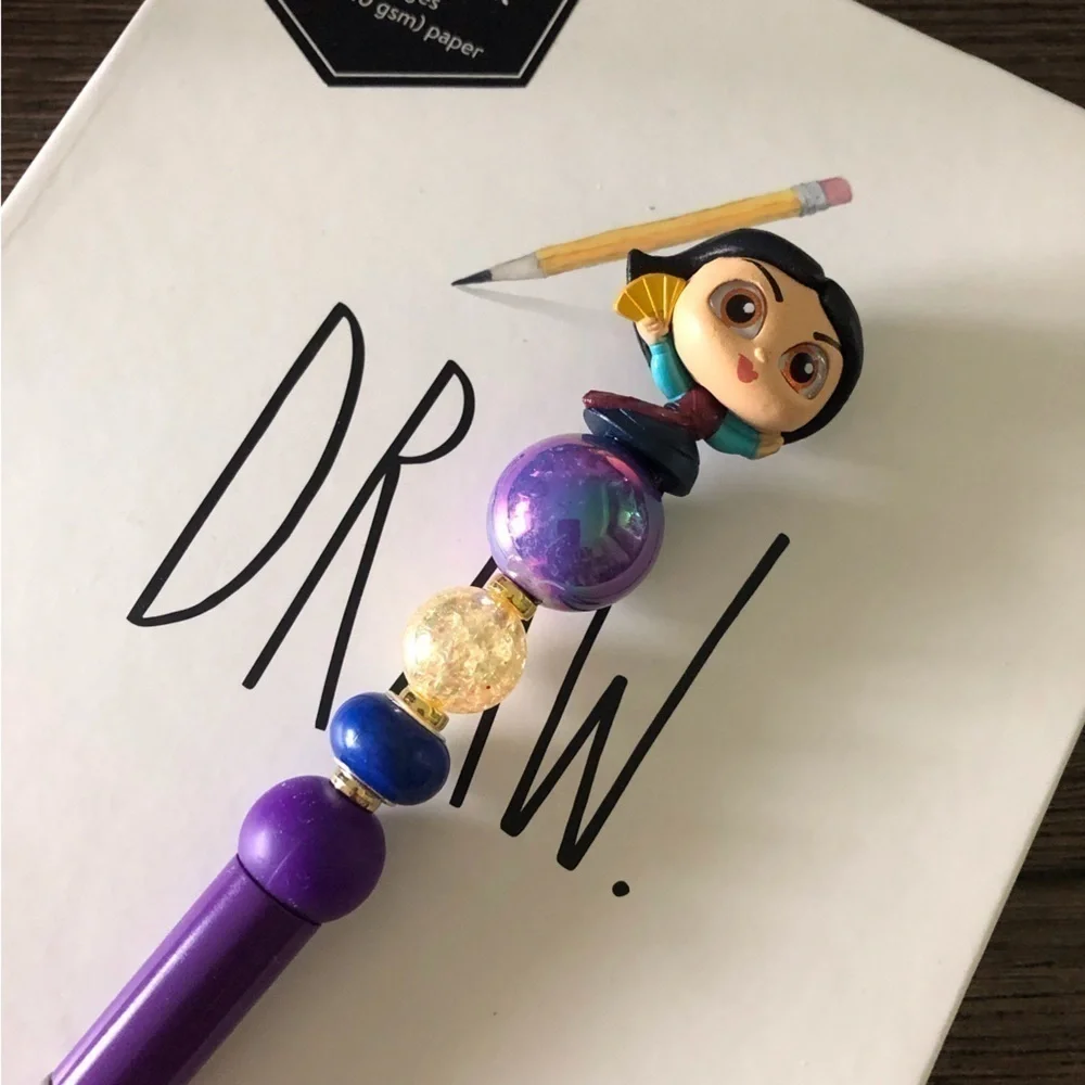 Disney Doorables: Mulan: Mulan handmade beaded pen